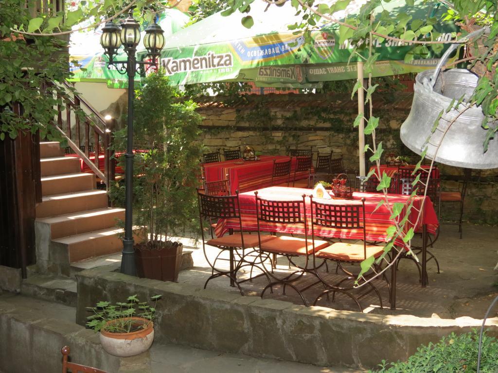 Oazis Family Hotel Lovetch Extérieur photo