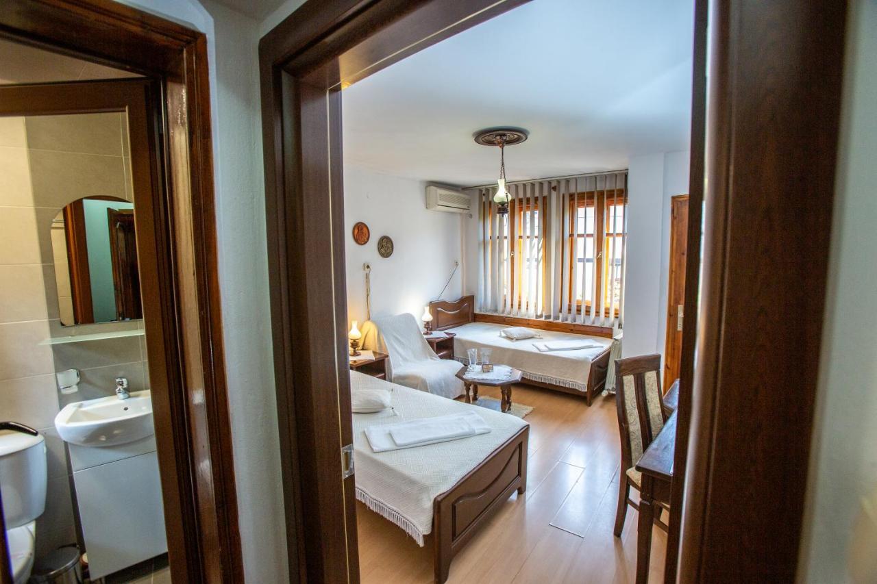 Oazis Family Hotel Lovetch Extérieur photo