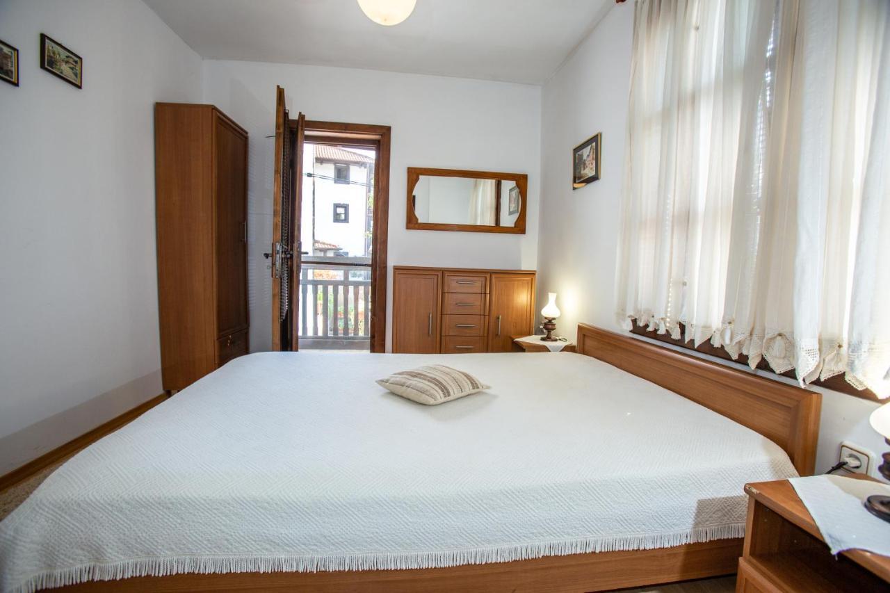 Oazis Family Hotel Lovetch Extérieur photo